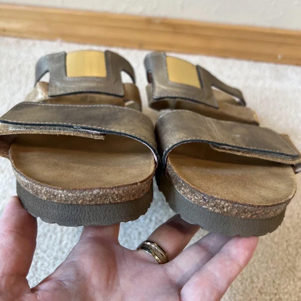 Naot  Leather Nancy Sandals Bronze Gold Size 42 US‎ 11 11.5 Slip On Slides